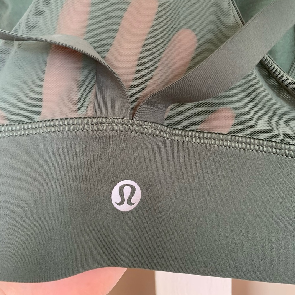 Lululemon sports bra - Picture 6 of 8